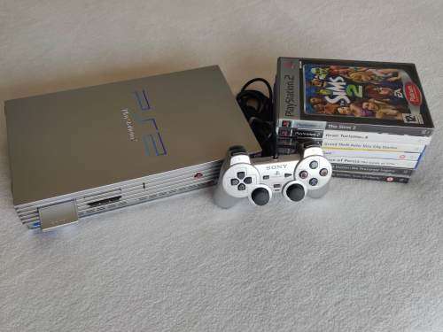 Playstation 2 Console + 7 Games