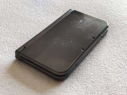 `New` Nintendo 3DS XL Console