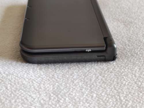 `New` Nintendo 3DS XL Console