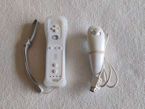 Nintendo Wii Console + 5 Games