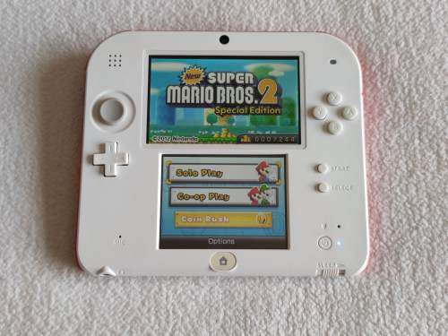 Nintendo 2DS Console + Games