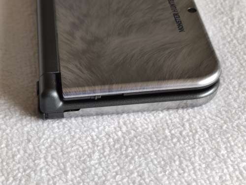 `New` Nintendo 3DS XL Console - Monster Hunter 4 Utimate Edition