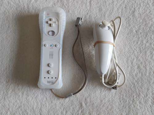 Nintendo Wii Console + 7 Games