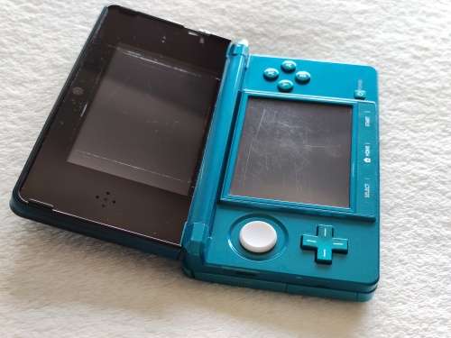 Nintendo 3DS Console + Games
