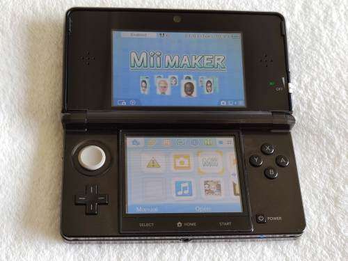 Nintendo 3DS Console + Games