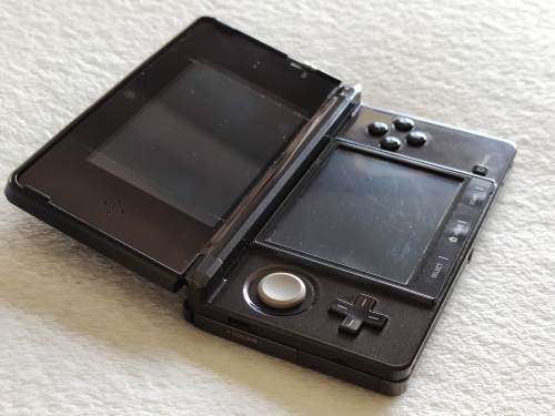 Nintendo 3DS Console + Games