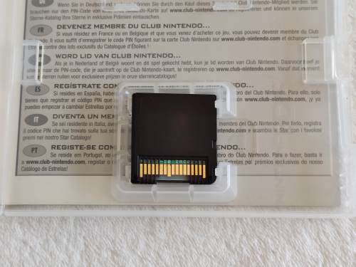 Nintendo DSi Console - Pokemon White Edition