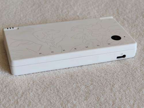 Nintendo DSi Console - Pokemon White Edition
