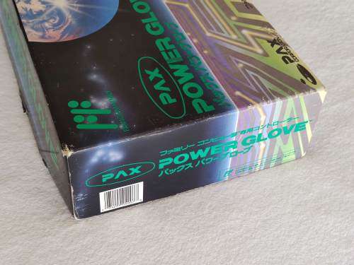 NES Power Glove - Nintendo Entertainment System / Famicom
