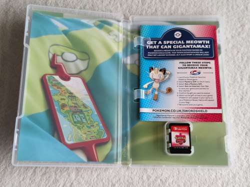 Pokemon Shield - Nintendo Switch Game