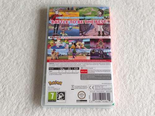 Pokemon Shield - Nintendo Switch Game
