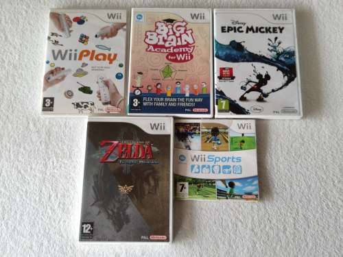 Nintendo Wii Console + 5 Games