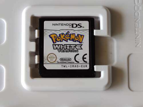 Pokemon White Version - Nintendo DS Game