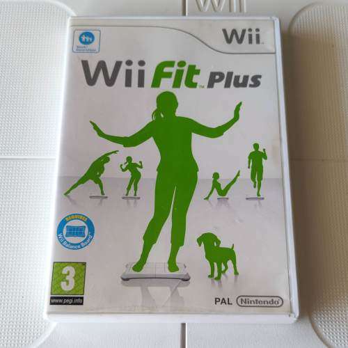 Nintendo Wii Balance Board + Wii Fit Plus Game