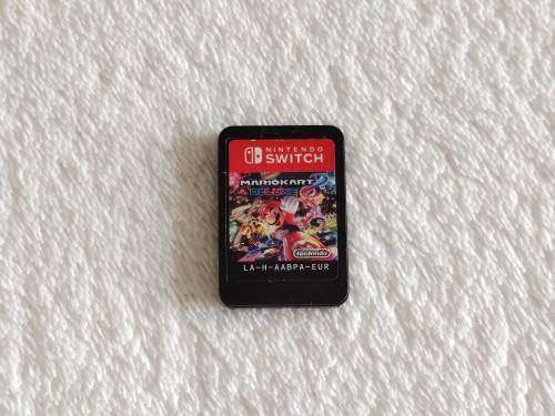 Mario Kart 8 Deluxe - Nintendo Switch Game