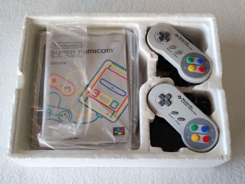 Nintendo Super Famicom Console + 10 Games