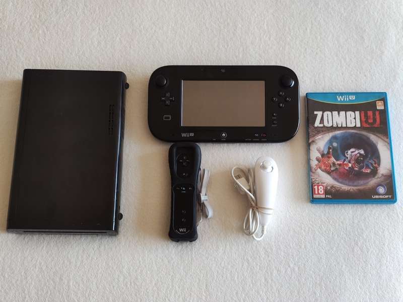 Nintendo Wii U Console + Games