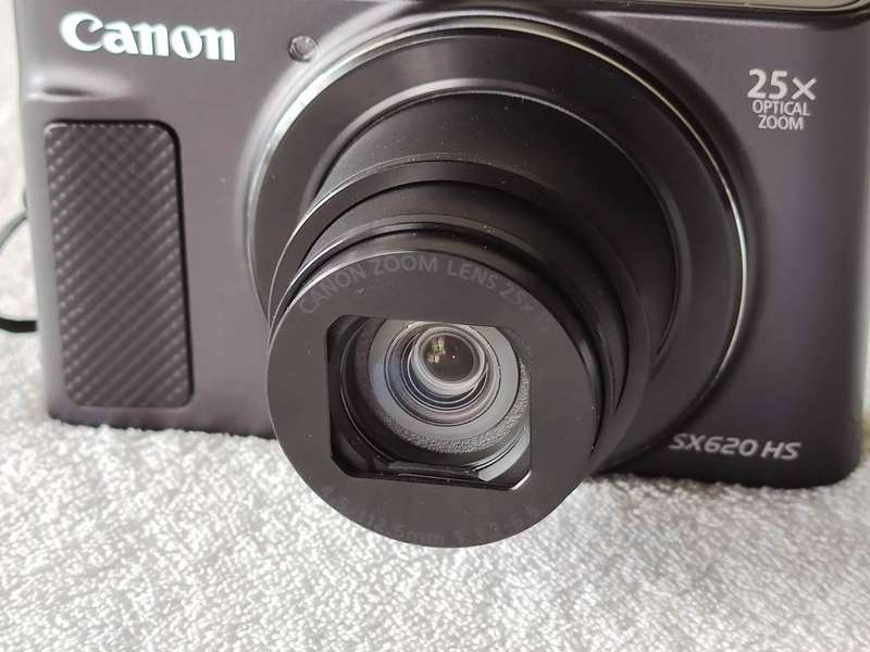 Canon PowerShot SX620 HS - 20.2MP / 25x Zoom / WiFi NFC - Compact Digital Camera