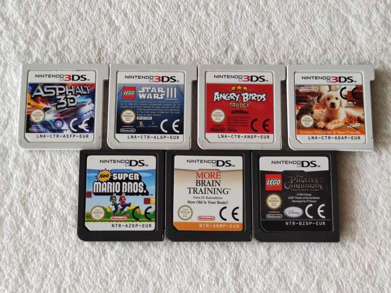 Nintendo 3DS Console + Games