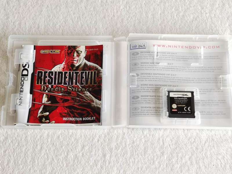 Resident Evil Deadly Silence - Nintendo DS Game