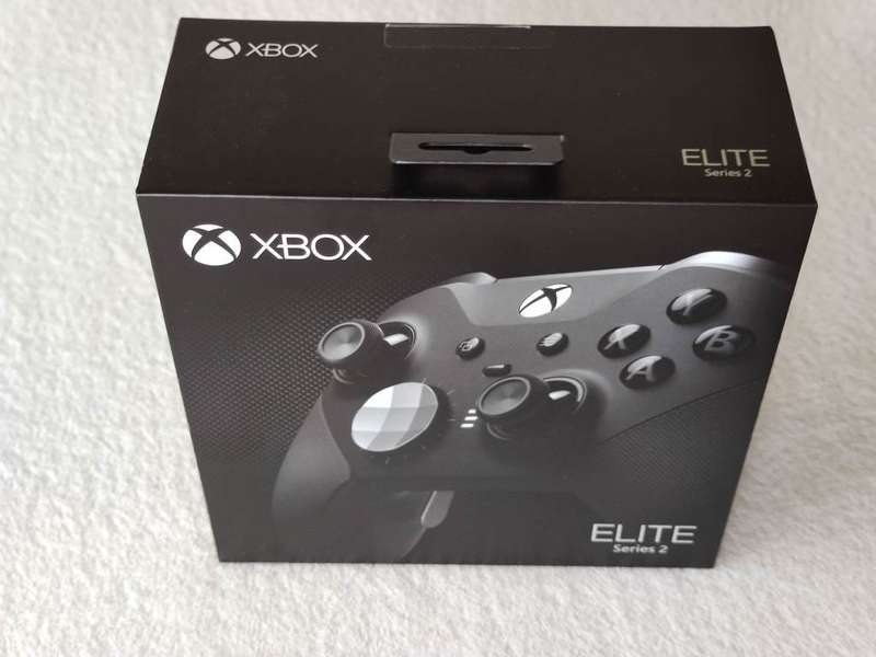 Xbox Elite Series 2 Wireless Controller - Xbox One / Windows
