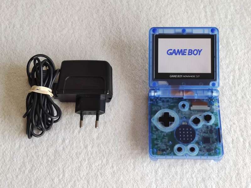 Nintendo Game Boy Advance SP Console - AGS 101