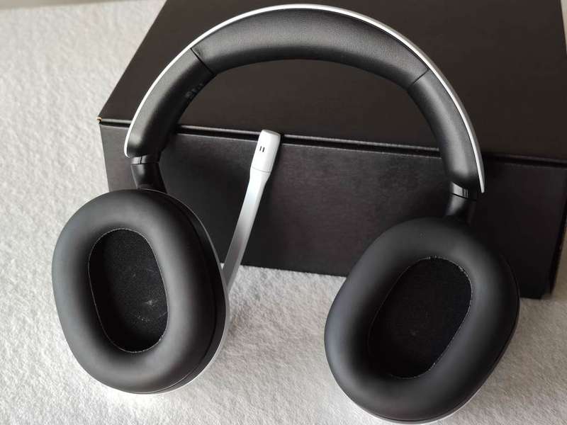 Sony Inzone H9 - Wireless Gaming Headset (PS5/PS4/PC/Nintendo Switch)
