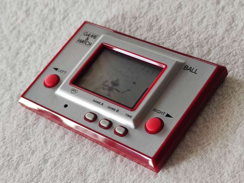 (Club Nintendo) Nintendo Game & Watch - Ball