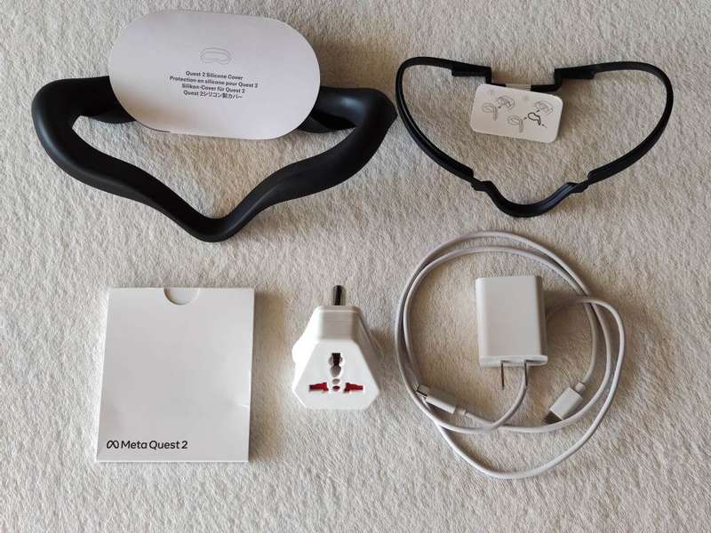 Meta Quest / Oculus Quest 2 All-In-One Virtual Reality Headset - 128GB