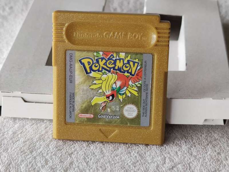 Pokemon Gold - Nintendo Game Boy Color