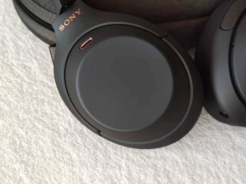 Sony WH-1000XM4 Wireless Noise Cancelling Headphones