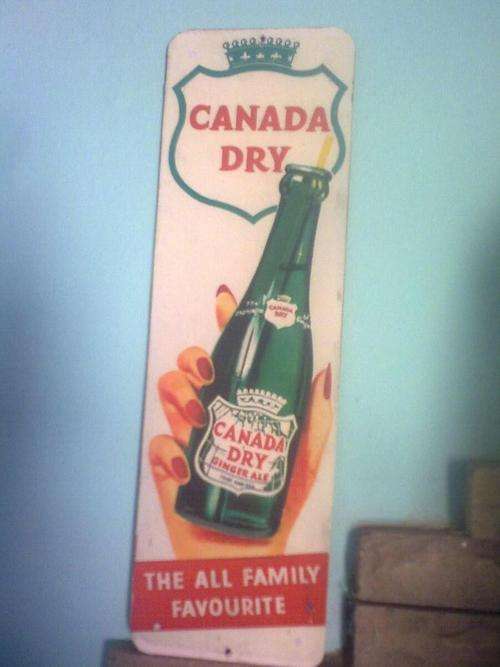 Canada dry masonite sign