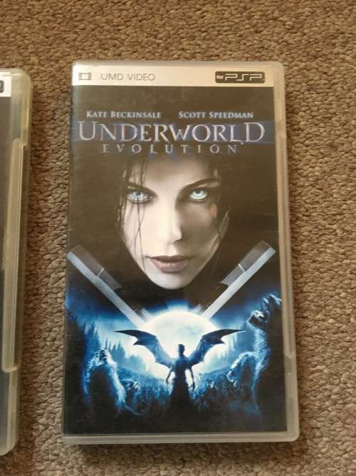 Sony PlayStation Portable (PSP-1000) - Piano Black PLUS Games & Movies *FREE SHIPPING*