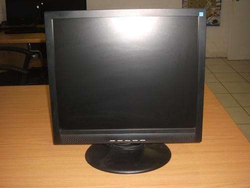 <<< Auction >>> 19" LCD SCREEN iC194D <<< No Reserve >>>