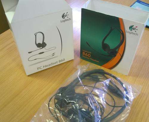 <<< Auction >>> Logitech 860 Stereo Headset <<< No Reserve >>>