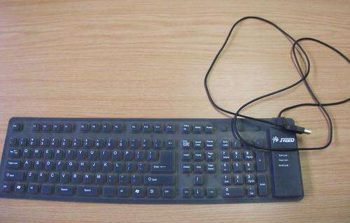 << AUCTION >> Keyboard, Mouse And USB << NO RESERVE >>