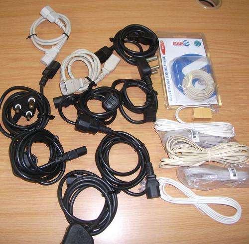 << AUCTION >> Desktop Computer Power Cables << NO RESERVE >>