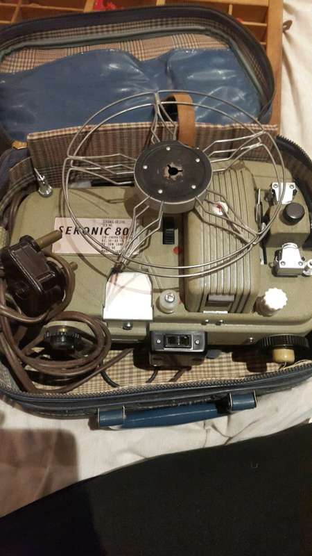 SEKONIC OLD FILM REEL Vintage Movie PLAYER IN CASE