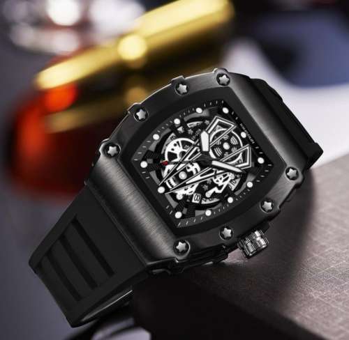 Black IP plated gents watch. **Pre-order item**