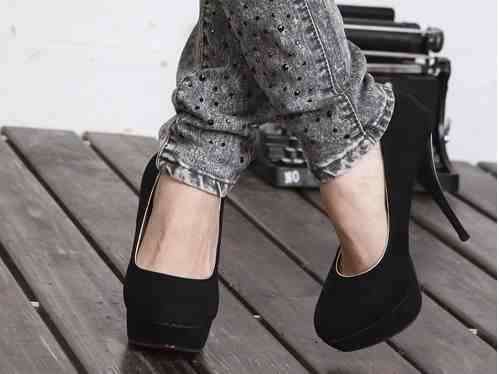 Sexy High Heel Shoes Black ( Size 4 - 6 )