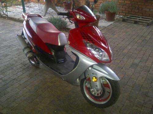 Jordan125T Scooter