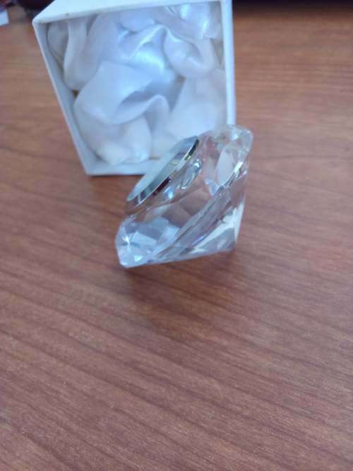 Honey Watch Glass Diamond enclosure