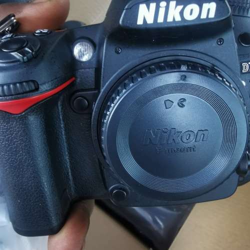 New Nikon d7000 body only 16.2 Mp and 1080 HD video