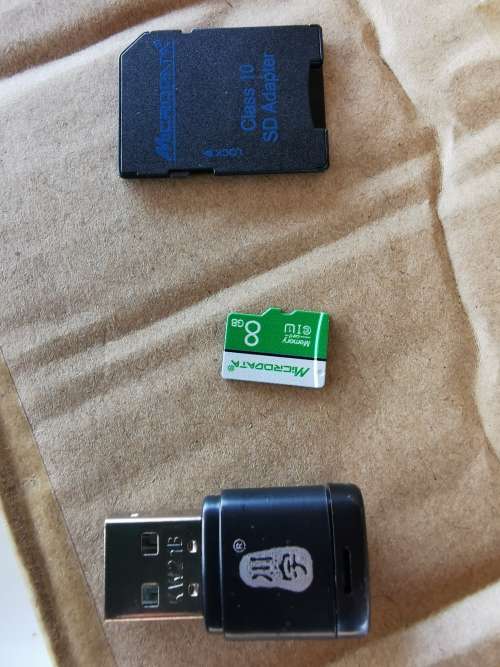 8GB SD card with 2 adapter including card reader