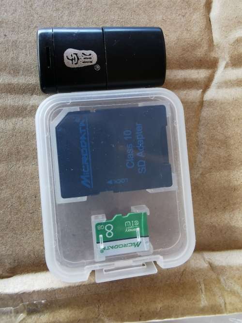 8GB SD card with 2 adapter including card reader