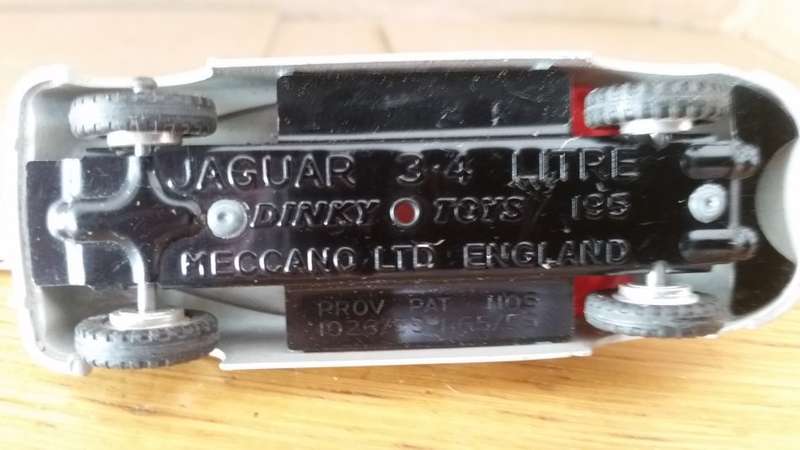 Dinky #195 Jaguar 3.4 Litre