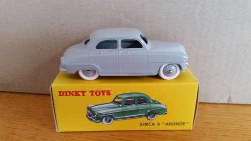Atlas Dinky #24u Simca 9 Aronde
