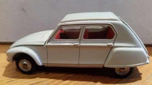 Dinky #1413 Citroen Dyane - made in  spain for the french market