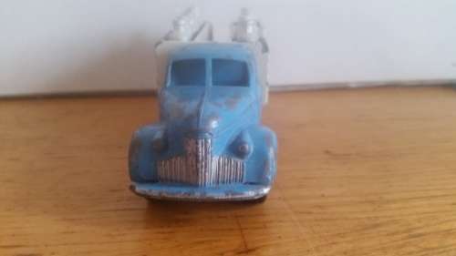 French Dinky #25o Studebaker Milk Truck