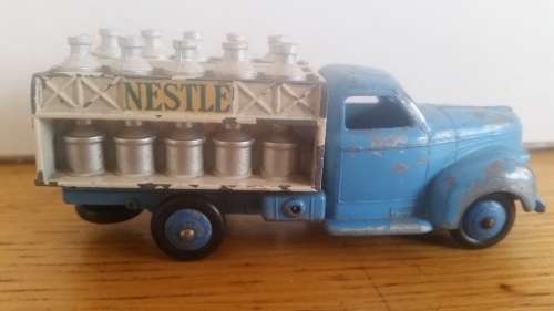 French Dinky #25o Studebaker Milk Truck